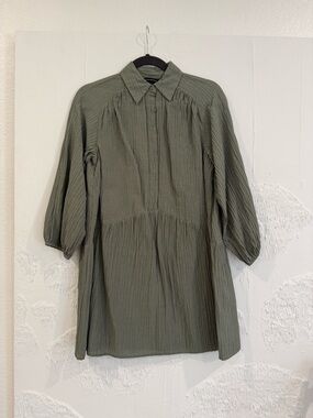 Club Monaco Olive Button-Front Tunic